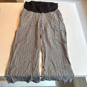 Old Navy Black and White Wide Leg maternity pants